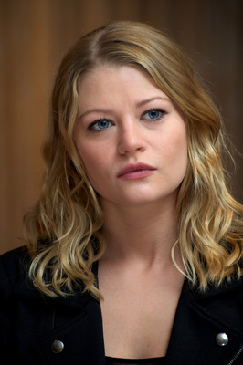 Emilie de Ravin posters