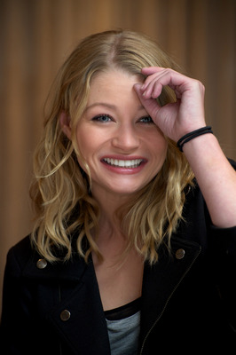 Emilie de Ravin posters