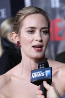 Emily Blunt Sweatshirt #3221423