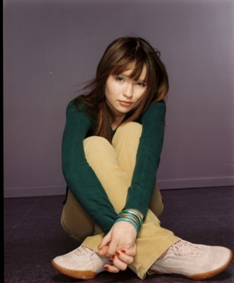 Emily Browning Mouse Pad 1332173