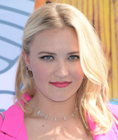 Emily Osment Longsleeve T-shirt #3848585