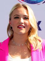 Emily Osment Longsleeve T-shirt #3848589