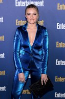 Emily Osment Longsleeve T-shirt #3932078