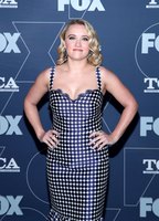 Emily Osment mug #G2549346