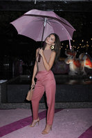 Emily Ratajkowski t-shirt #3785265