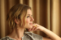 Emily VanCamp Longsleeve T-shirt #2014645
