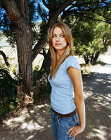 Emily VanCamp magic mug #G400223