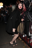 Emma Dumont longsleeve t-shirt #3024065