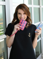 Emma Roberts t-shirt #2336218