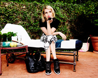 Emma Roberts magic mug #G737442