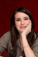 Emma Roberts magic mug #G749491