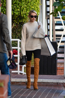 Emma Roberts magic mug #G986844