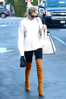 Emma Roberts magic mug #G986915