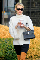 Emma Roberts mug #G986954