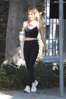 Emma Roberts mug #G987007