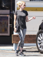 Emma Roberts longsleeve t-shirt #2745507
