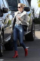 Emma Roberts longsleeve t-shirt #2745756