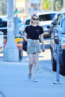 Emma Roberts Sweatshirt #3295636