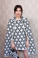 Emma Roberts magic mug #G2502827