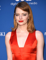 Emma Stone Longsleeve T-shirt #3731238
