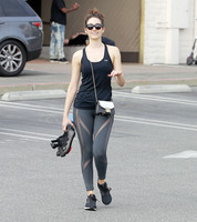 Emmy Rossum Sweatshirt #3310139