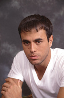 Enrique Iglesias Longsleeve T-shirt #2103266