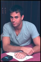 Enrique Iglesias Longsleeve T-shirt #2103271