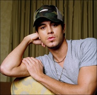 Enrique Iglesias Longsleeve T-shirt #2198315
