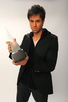 Enrique Iglesias Sweatshirt #2198328