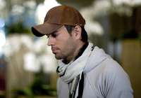 Enrique Iglesias Longsleeve T-shirt #2198425