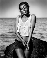 Eva Herzigova magic mug #G480425