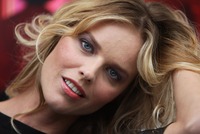 Eva Herzigova mug #G480497