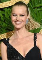 Eva Herzigova longsleeve t-shirt #2951266