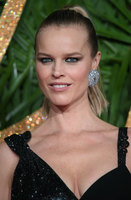 Eva Herzigova longsleeve t-shirt #2951318