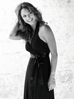 Eva Larue Sweatshirt #3954163