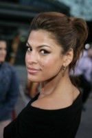 Eva Mendes Longsleeve T-shirt #1317354
