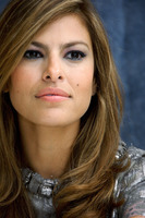 Eva Mendes Longsleeve T-shirt #2230186