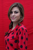 Eva Mendes Longsleeve T-shirt #2346506
