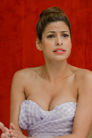 Eva Mendes Longsleeve T-shirt #2444516