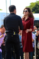Eva Mendes Longsleeve T-shirt #3042142