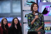 Eva Mendes Sweatshirt #3042209