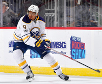 Evander Kane Sweatshirt #3960120