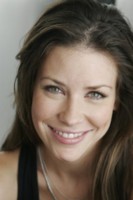 Evangeline Lilly hoodie #1254457