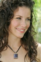 Evangeline Lilly Longsleeve T-shirt #1268247