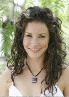 Evangeline Lilly Longsleeve T-shirt #1268273