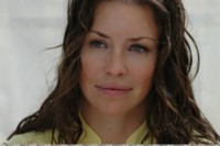 Evangeline Lilly Longsleeve T-shirt #1270287