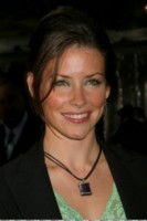 Evangeline Lilly Longsleeve T-shirt #1270299