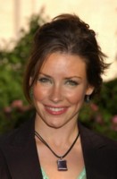 Evangeline Lilly Longsleeve T-shirt #1270303