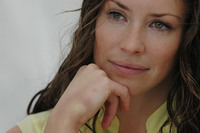 Evangeline Lilly Tank Top #2231821