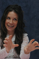 Evangeline Lilly Longsleeve T-shirt #2231837